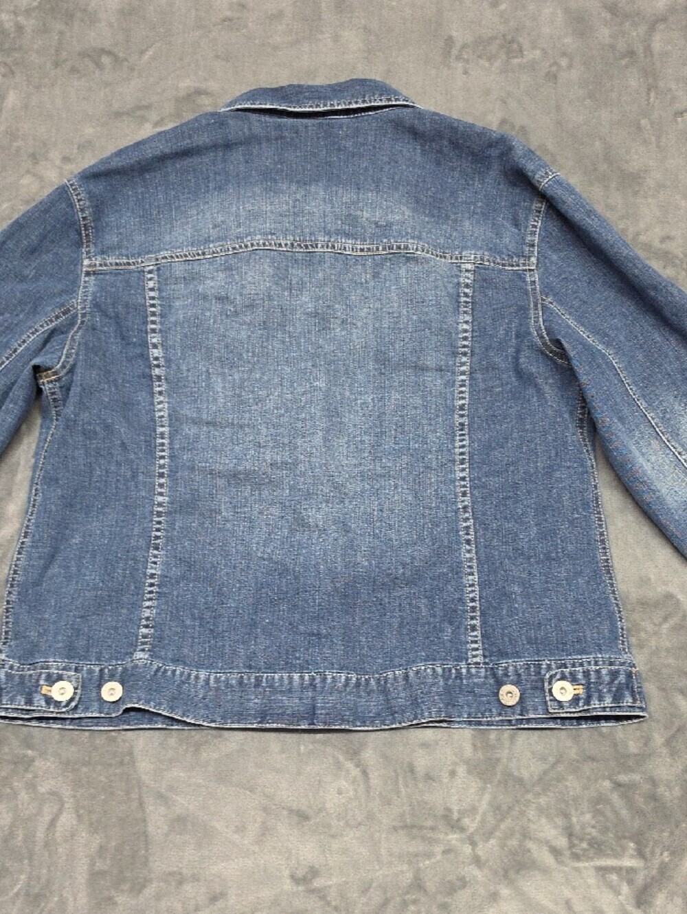 Chico's Medium Blue Denim Jean Jacket Sz 2(Lg) - Picture 6 of 8